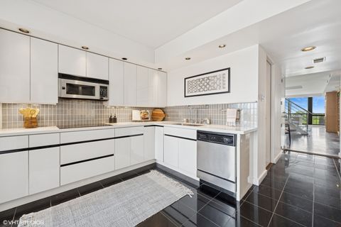 Tiny photo for 2314 N Lincoln Park West Park #8-9S, Chicago, IL 60614 (MLS # 12463093)