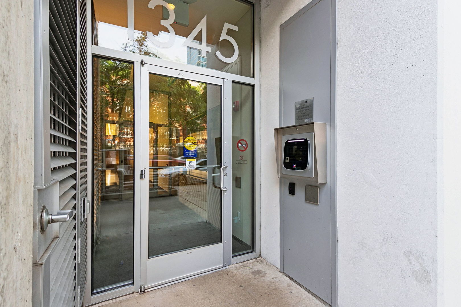 1345 S Wabash Avenue 906
