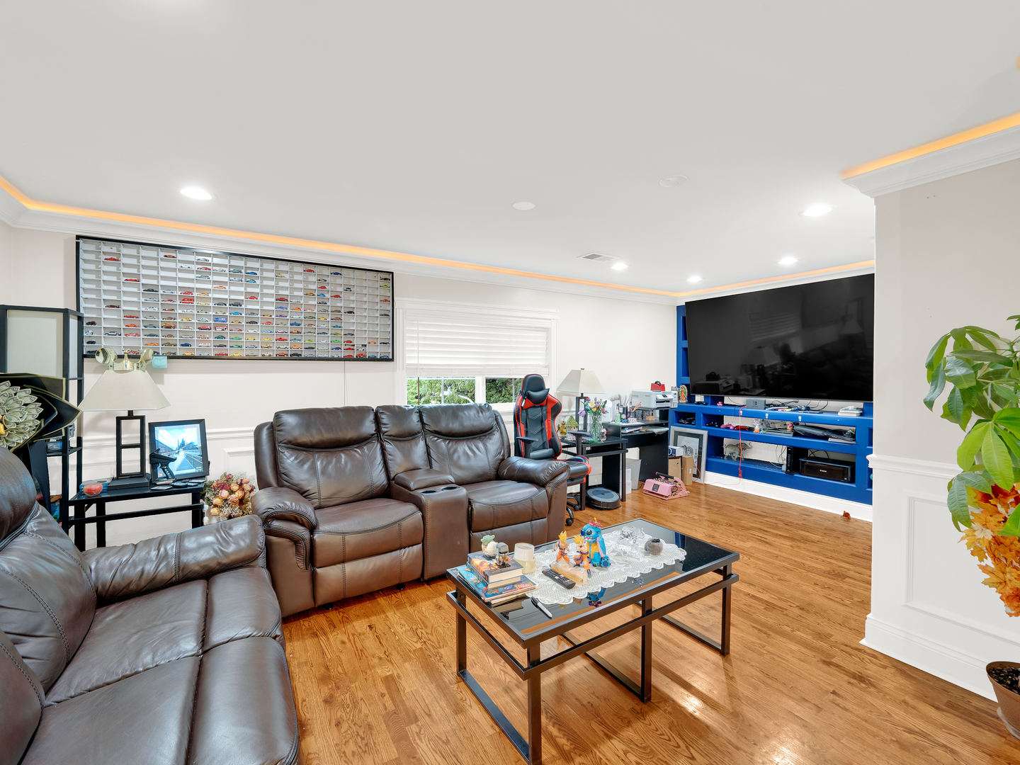 5211 S Aberdeen Street