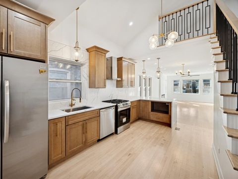 Tiny photo for 5542 W Byron Street, Chicago, IL 60641 (MLS # 12490920)