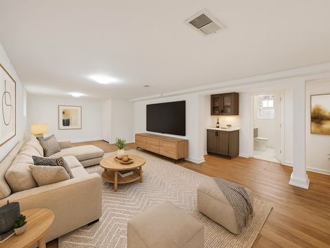 Tiny photo for 5542 W Byron Street, Chicago, IL 60641 (MLS # 12490920)