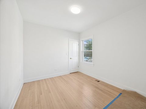 Tiny photo for 5542 W Byron Street, Chicago, IL 60641 (MLS # 12490920)