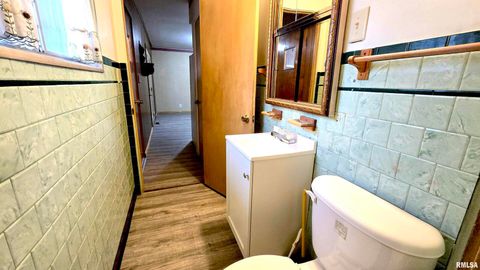 Tiny photo for 10 PARK LANE Avenue, Centralia, IL 62801 (MLS # EB460730)