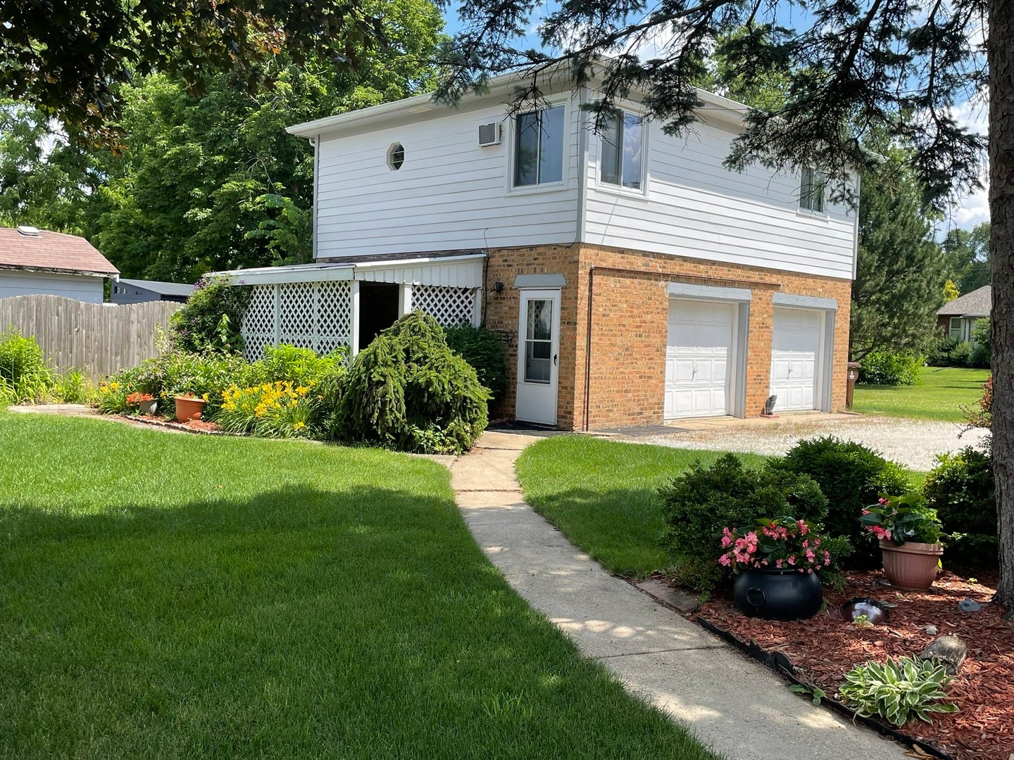 6872 W 173rd Place SW
