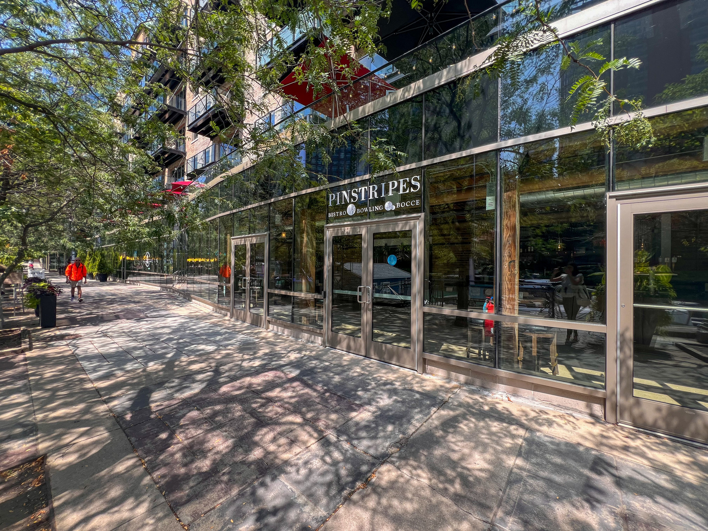 435 E Illinois Street