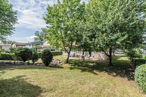 Tiny photo for 1438 Maple Ridge Court, Carol Stream, IL 60188 (MLS # 12623950)