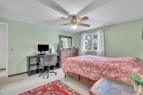Tiny photo for 2308 Queens Court, Bettendorf, IA 52722 (MLS # 12692326)