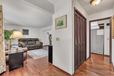 Tiny photo for 2308 Queens Court, Bettendorf, IA 52722 (MLS # 12692326)