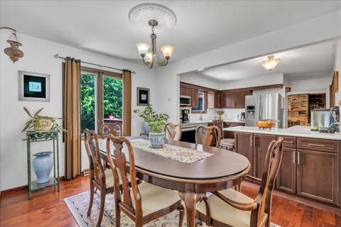 Tiny photo for 2308 Queens Court, Bettendorf, IA 52722 (MLS # 12692326)