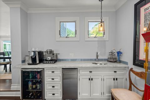 Tiny photo for 620 W Old Elm Road, Lake Forest, IL 60045 (MLS # 12531506)