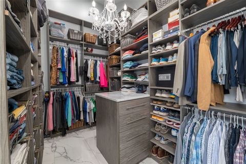 Tiny photo for 620 W Old Elm Road, Lake Forest, IL 60045 (MLS # 12531506)