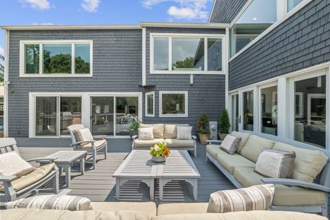 Tiny photo for 620 W Old Elm Road, Lake Forest, IL 60045 (MLS # 12531506)