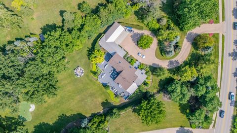 Tiny photo for 620 W Old Elm Road, Lake Forest, IL 60045 (MLS # 12531506)