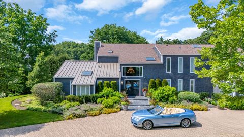 Tiny photo for 620 W Old Elm Road, Lake Forest, IL 60045 (MLS # 12531506)