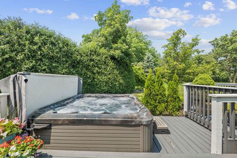 Tiny photo for 620 W Old Elm Road, Lake Forest, IL 60045 (MLS # 12531506)