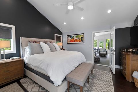 Tiny photo for 620 W Old Elm Road, Lake Forest, IL 60045 (MLS # 12531506)