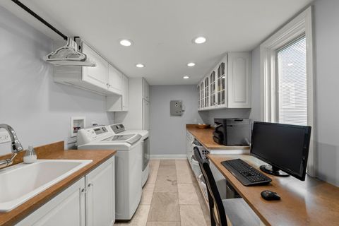 Tiny photo for 620 W Old Elm Road, Lake Forest, IL 60045 (MLS # 12531506)