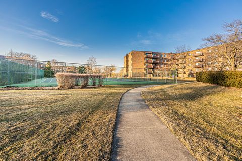 Tiny photo for 840 Wellington Avenue #108, Elk Grove Village, IL 60007 (MLS # 12565201)