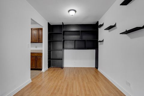 Tiny photo for 840 Wellington Avenue #108, Elk Grove Village, IL 60007 (MLS # 12565201)