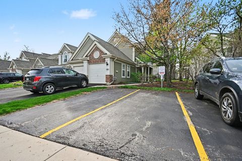 Tiny photo for 850 Spring Creek Court, Elk Grove Village, IL 60007 (MLS # 12620878)