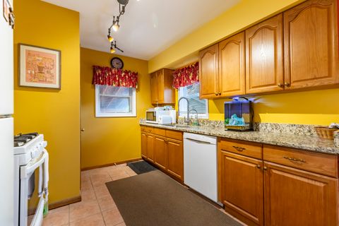 Tiny photo for 18024 Highland Avenue, Homewood, IL 60430 (MLS # 12676716)
