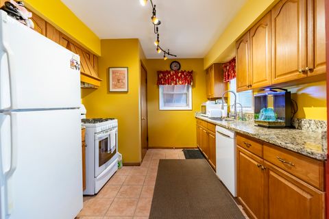 Tiny photo for 18024 Highland Avenue, Homewood, IL 60430 (MLS # 12676716)
