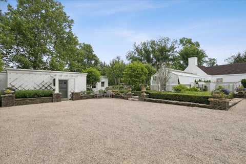 Tiny photo for 25185 Shagbark Road, Mettawa, IL 60045 (MLS # 12677337)
