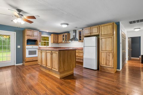 Tiny photo for 492 County Road 0, Sadorus, IL 61872 (MLS # 12433433)