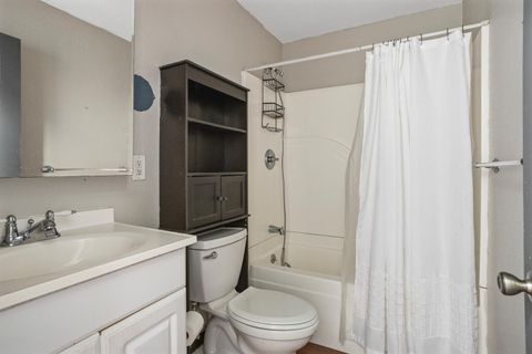 Tiny photo for 492 County Road 0, Sadorus, IL 61872 (MLS # 12433433)