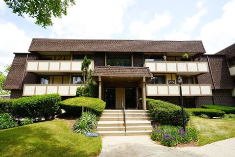 A home in West Dundee