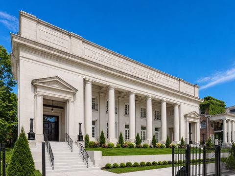 Photo of 4840 S Dorchester Avenue #4, Chicago, IL 60615 (MLS # 12618467)