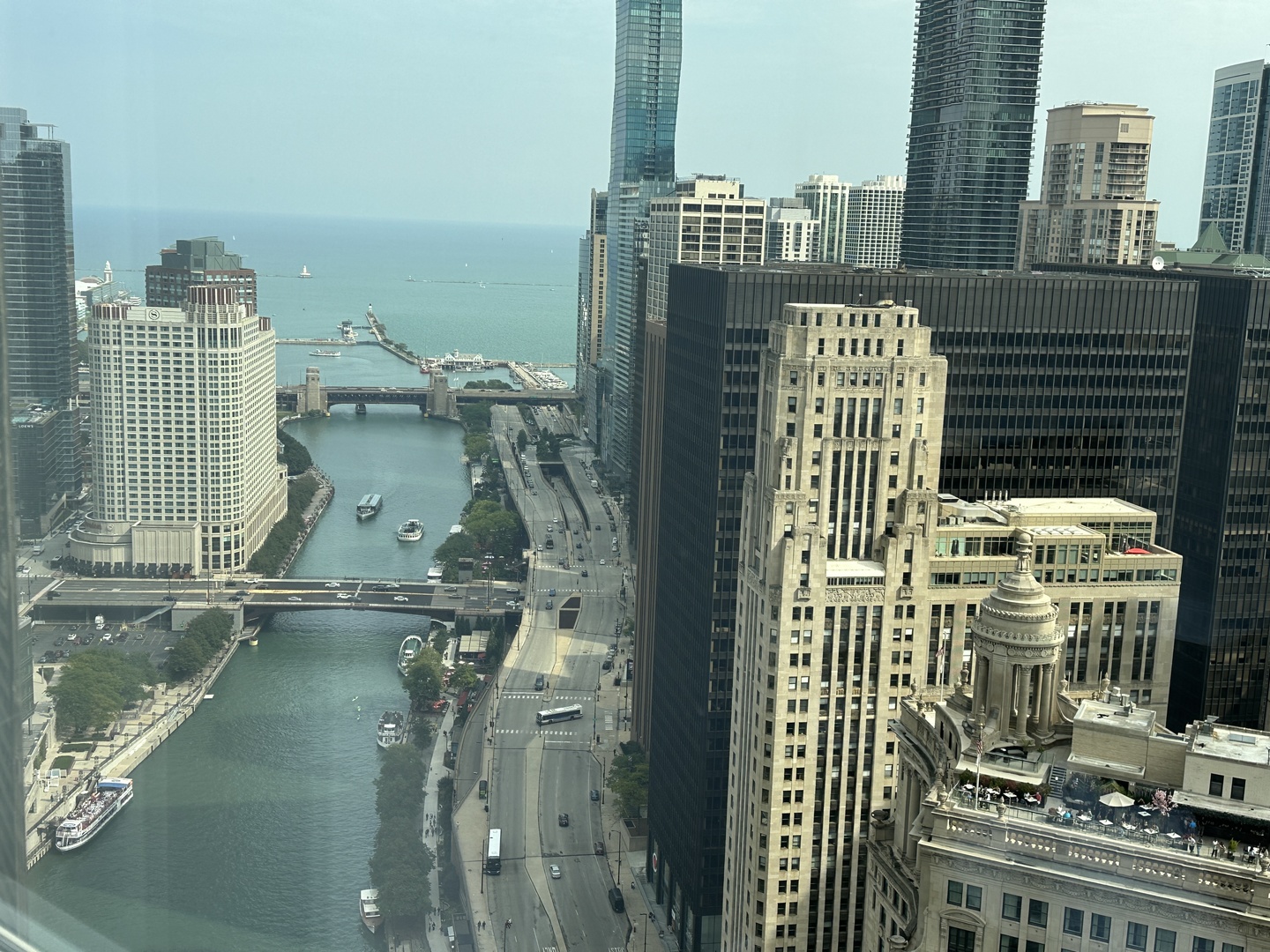 401 N Wabash Avenue 32H