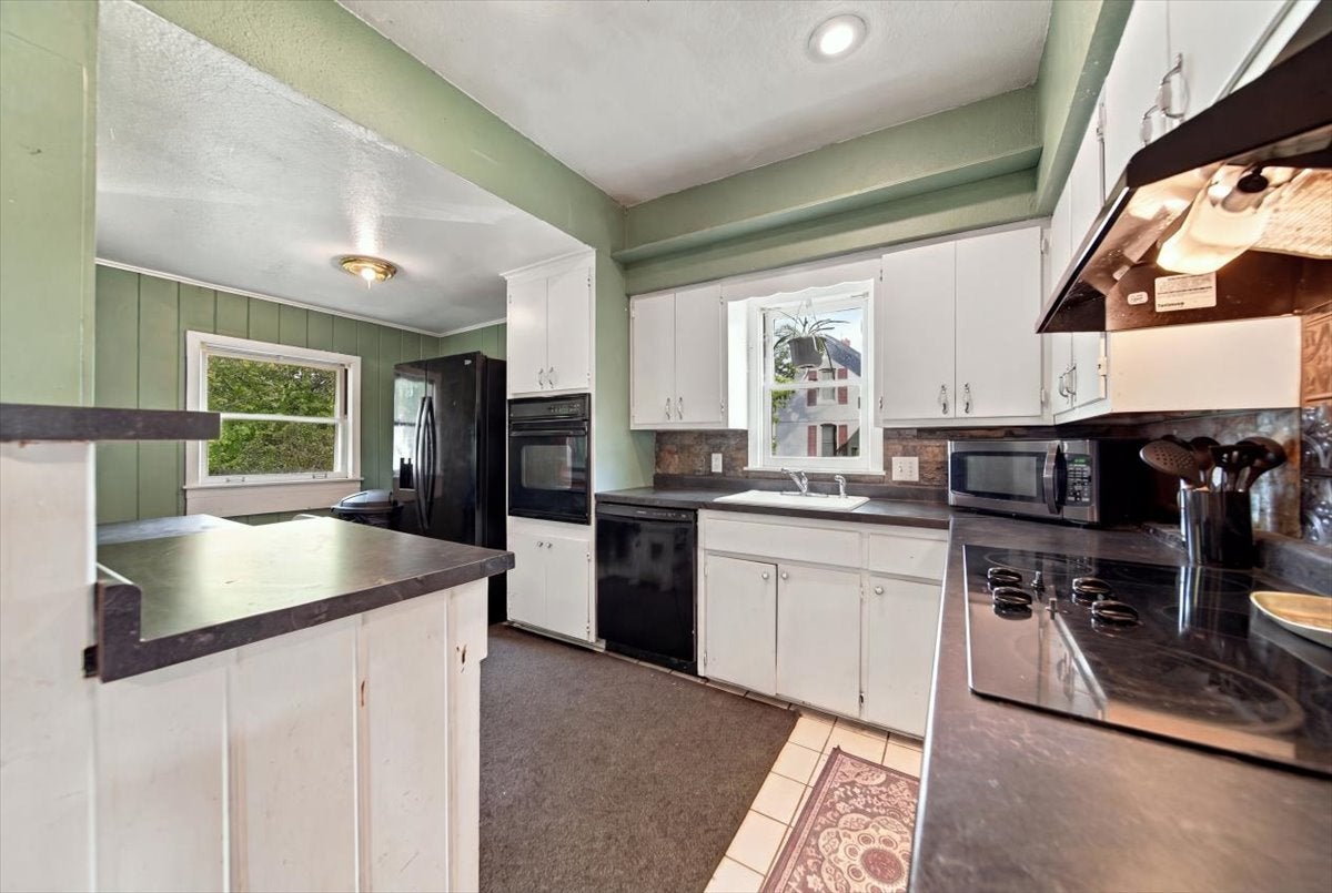 312 S Dement Avenue