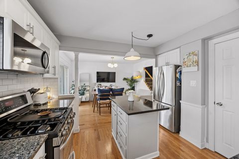 Tiny photo for 16352 Oxford Drive, Tinley Park, IL 60477 (MLS # 12589480)