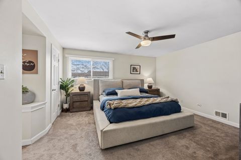 Tiny photo for 16352 Oxford Drive, Tinley Park, IL 60477 (MLS # 12589480)