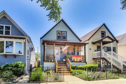 Tiny photo for 4123 N Richmond Street, Chicago, IL 60618 (MLS # 12510344)