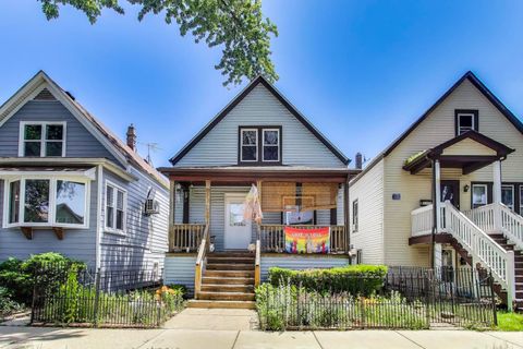 Photo of 4123 N Richmond Street, Chicago, IL 60618 (MLS # 12510344)