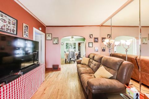 Tiny photo for 4123 N Richmond Street, Chicago, IL 60618 (MLS # 12510344)