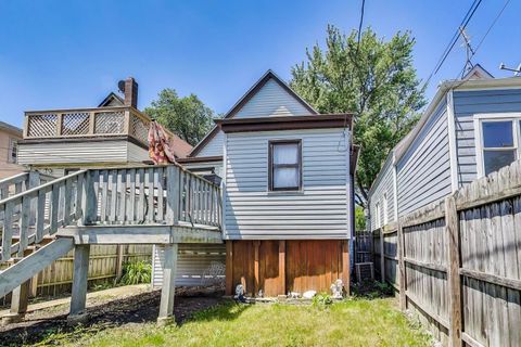 Tiny photo for 4123 N Richmond Street, Chicago, IL 60618 (MLS # 12510344)