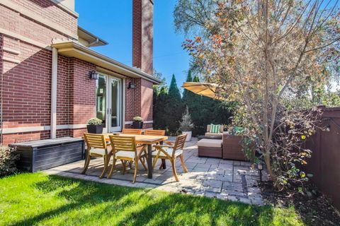 Tiny photo for 1044 N Knight Avenue, Park Ridge, IL 60068 (MLS # 12487254)
