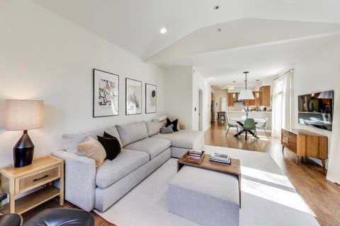 Tiny photo for 1044 N Knight Avenue, Park Ridge, IL 60068 (MLS # 12487254)