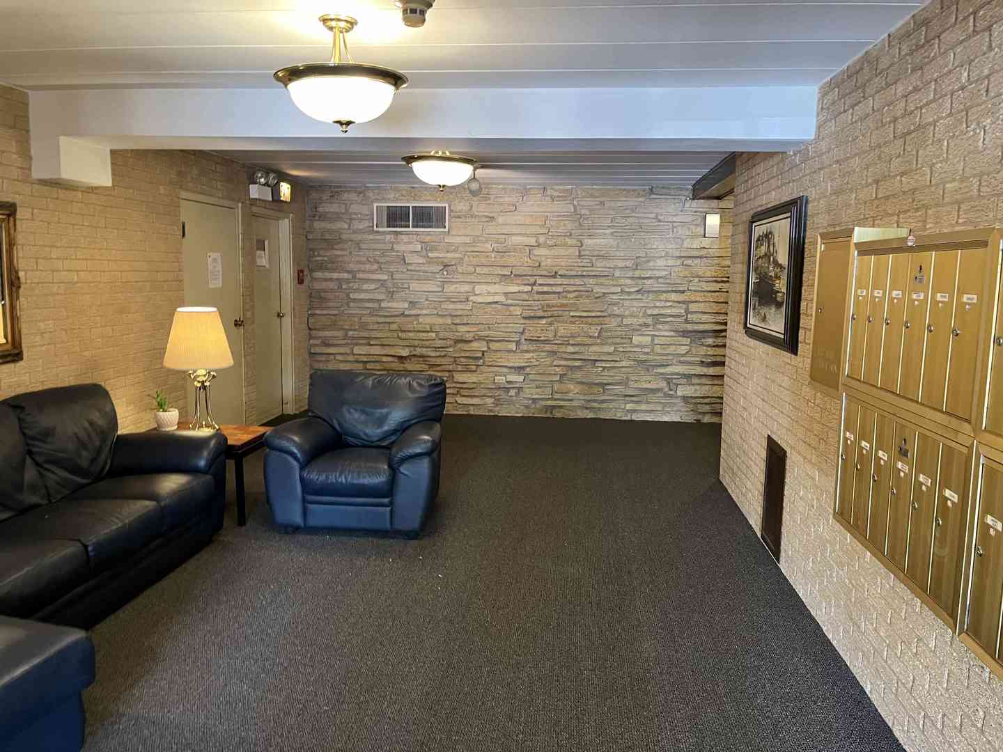 900 S River Road 3A