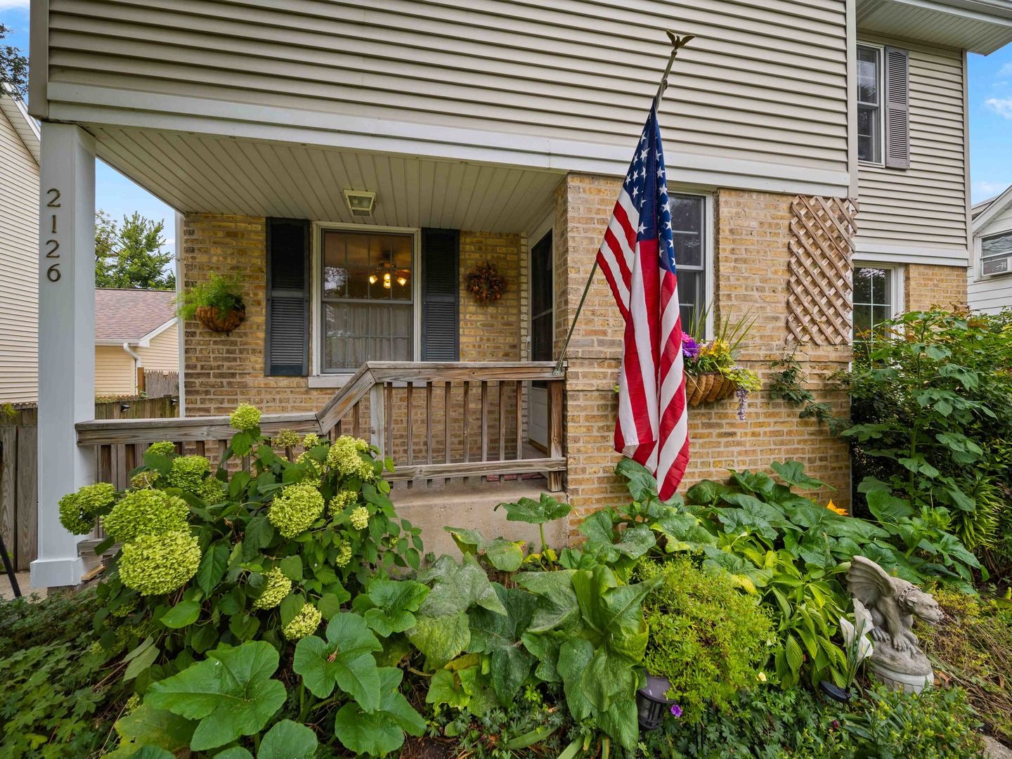 2126 Hickory Court