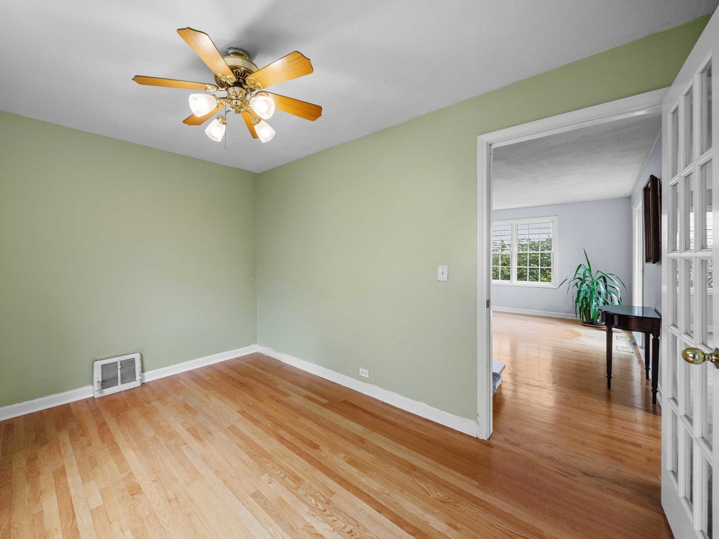 2126 Hickory Court