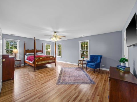 Tiny photo for 2126 Hickory Court, Glenview, IL 60025 (MLS # 12734928)