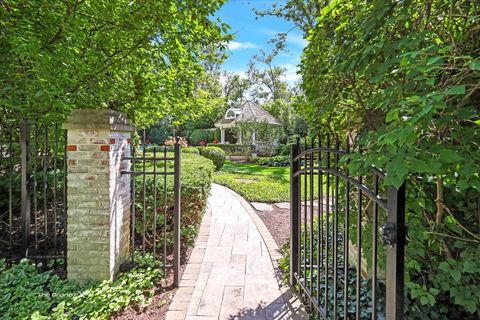 Tiny photo for 2255 Pebble Creek Drive, Lisle, IL 60532 (MLS # 12475451)