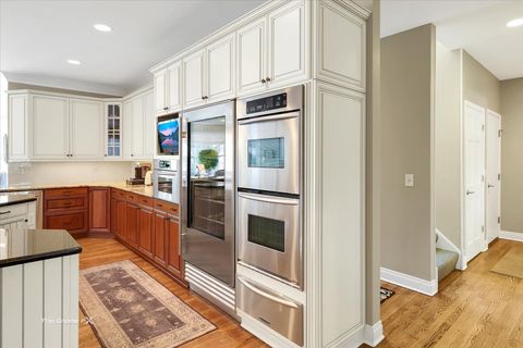 Tiny photo for 2255 Pebble Creek Drive, Lisle, IL 60532 (MLS # 12475451)