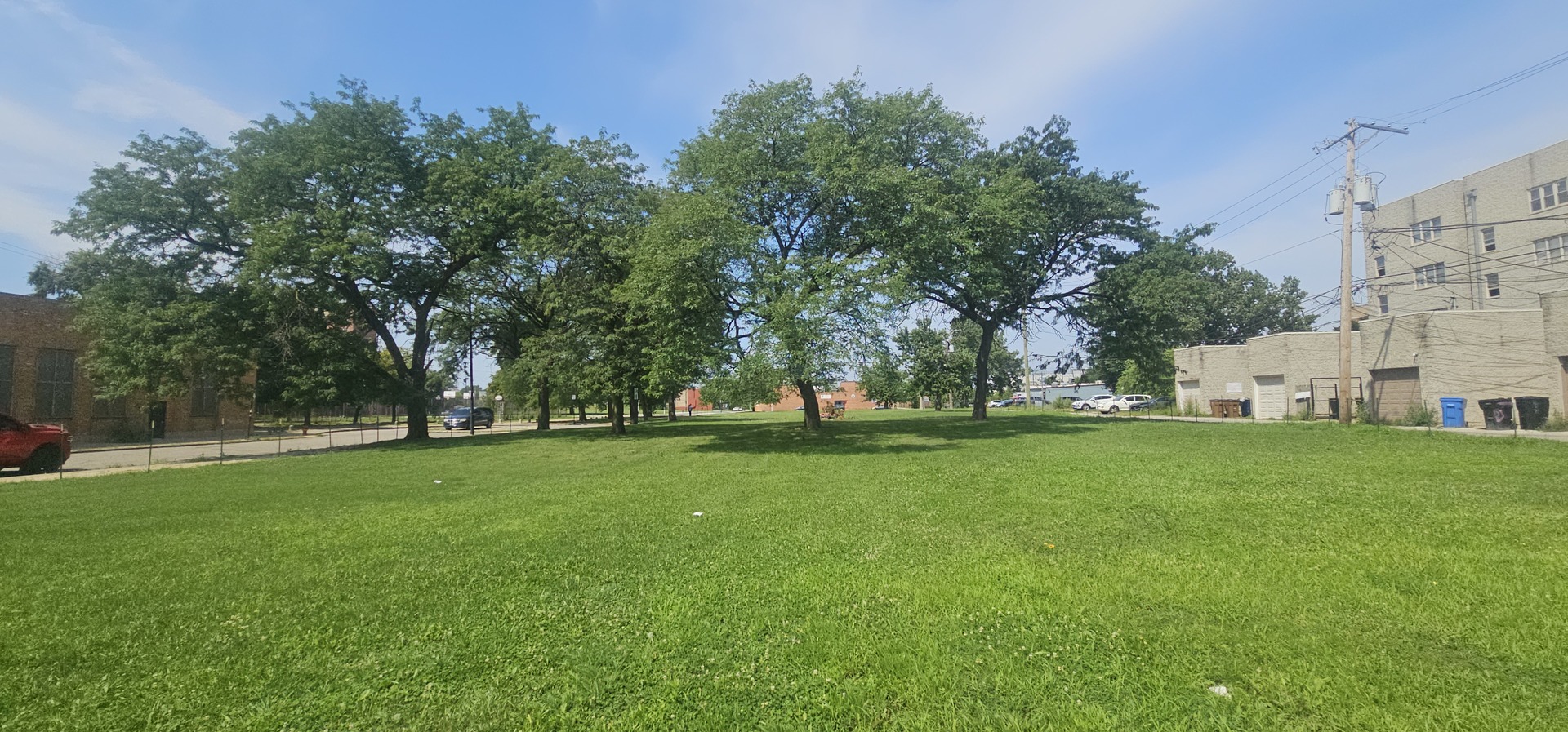 22 S WESTERN Avenue 304