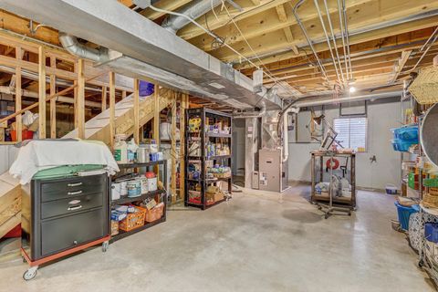 Tiny photo for 47 S JOSEPHINE Court, Des Plaines, IL 60016 (MLS # 12495304)