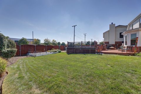 Tiny photo for 47 S JOSEPHINE Court, Des Plaines, IL 60016 (MLS # 12495304)